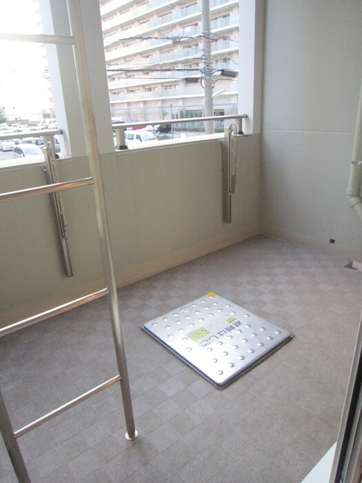 物件内観写真16　(ベランダ・バルコニー)