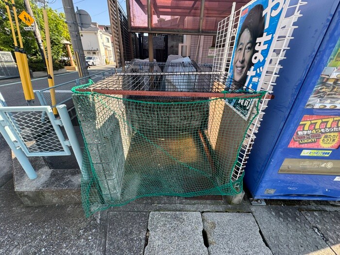 物件外観写真4　(建物設備)