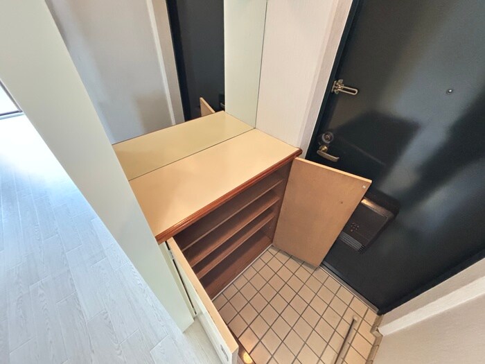 物件内観写真18　(靴箱)
