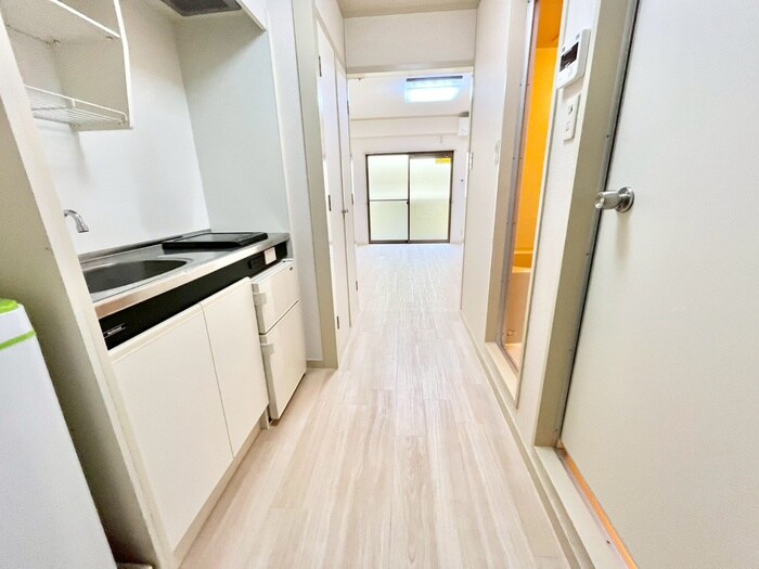 物件内観写真19　(廊下)