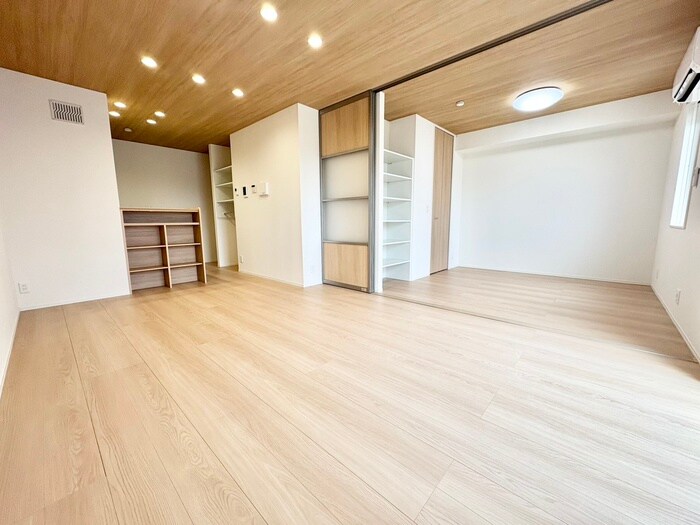 物件内観写真7　(居室)