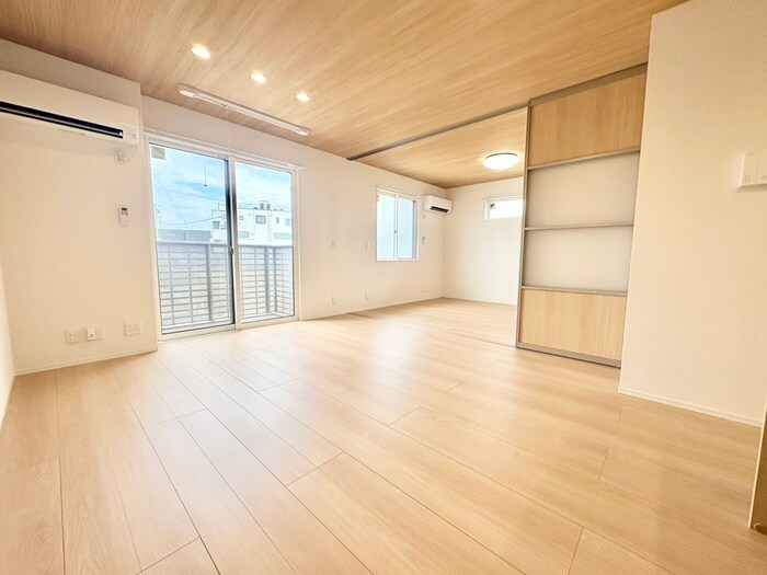 物件内観写真8　(居室)