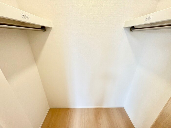 物件内観写真11　(収納)