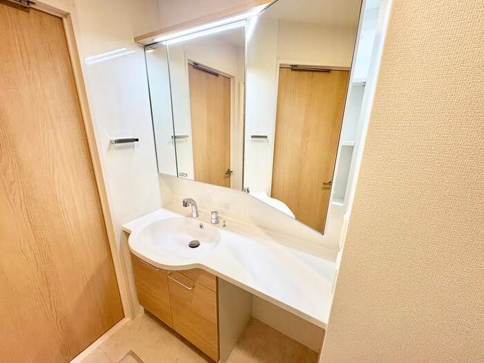 物件内観写真13　(洗面)