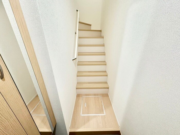 物件内観写真17　(廊下)