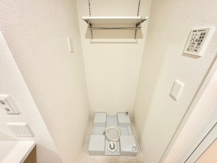 物件内観写真19　(洗濯機置場)