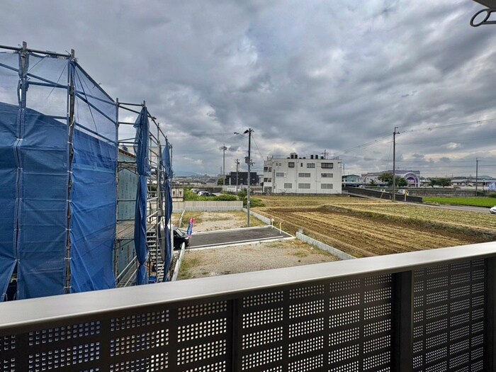 物件内観写真21　(室内からの展望)