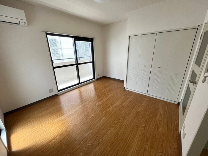 物件内観写真5　(居室)