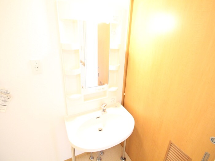 物件内観写真12　(洗面)