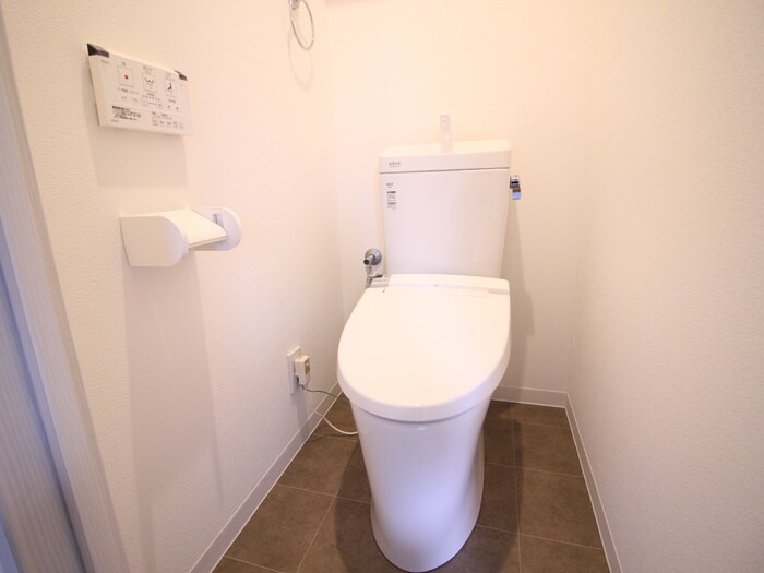 物件内観写真14　(トイレ)