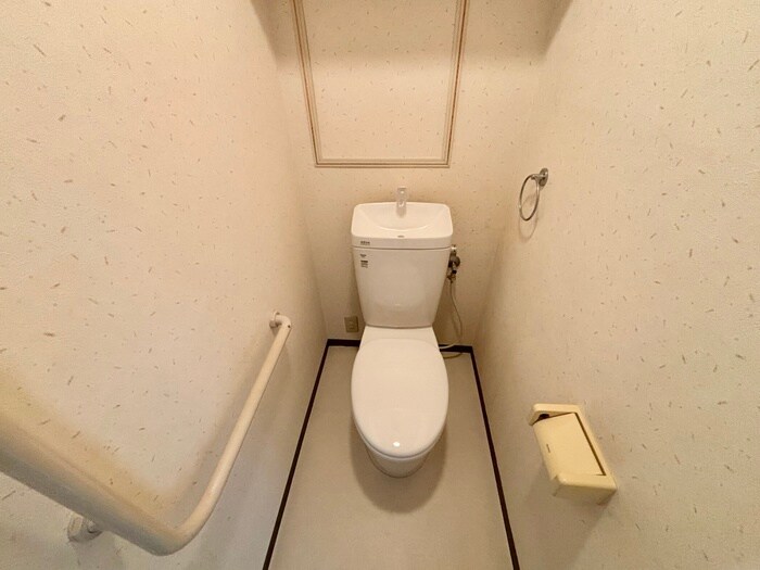 物件内観写真10　(トイレ)