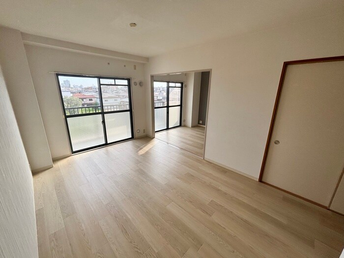 物件内観写真21　(居室)