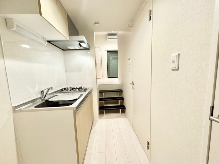 物件内観写真8　(廊下)