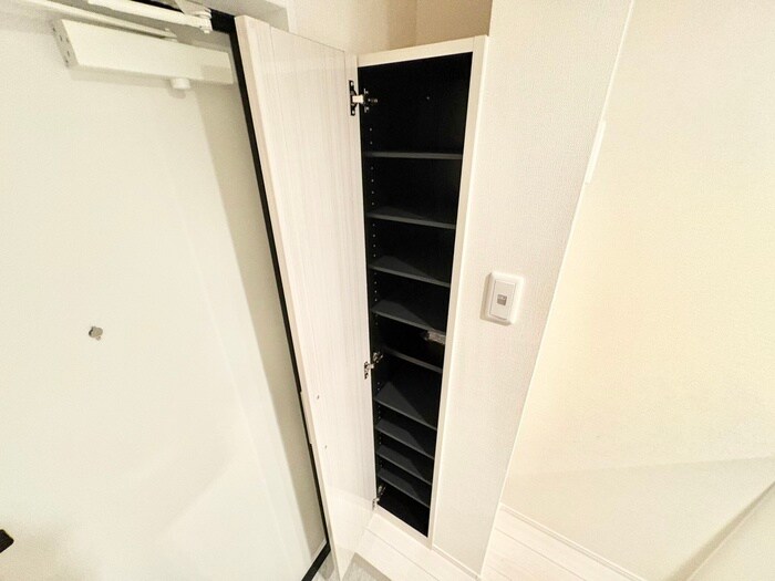 物件内観写真9　(靴箱)