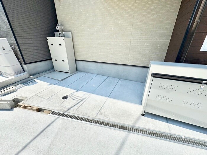 物件外観写真6　(駐輪場)