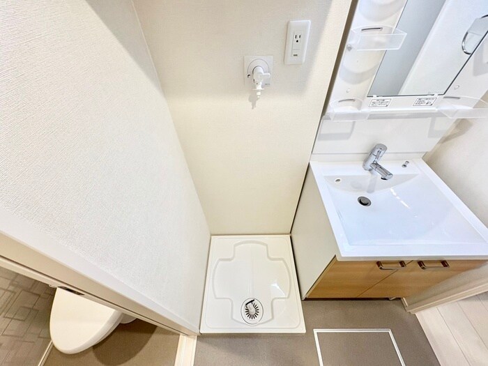 物件内観写真19　(洗濯機置場)