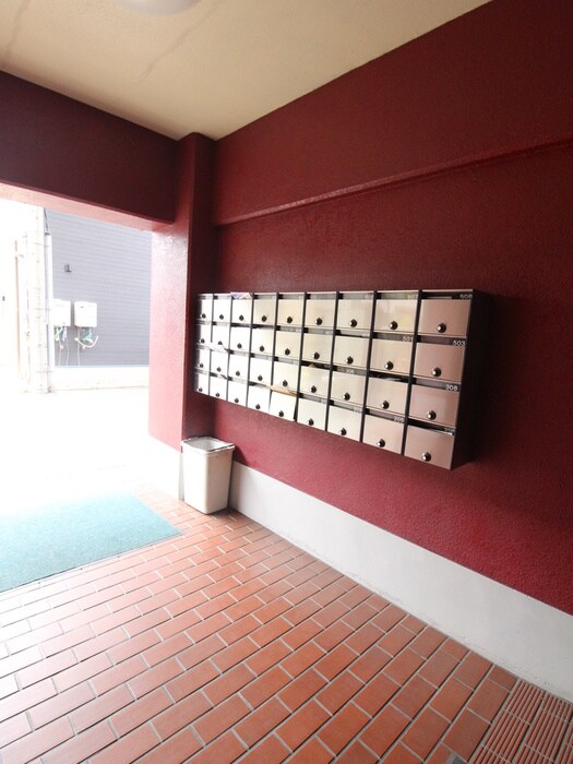 物件外観写真6　(建物設備)