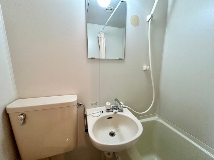 物件内観写真9　(洗面)