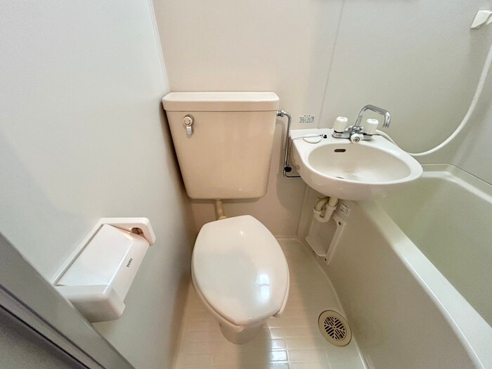 物件内観写真10　(トイレ)