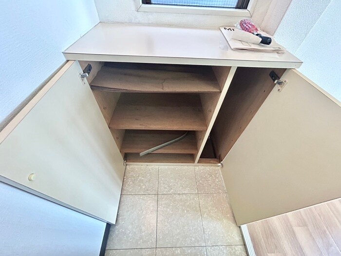 物件内観写真15　(靴箱)
