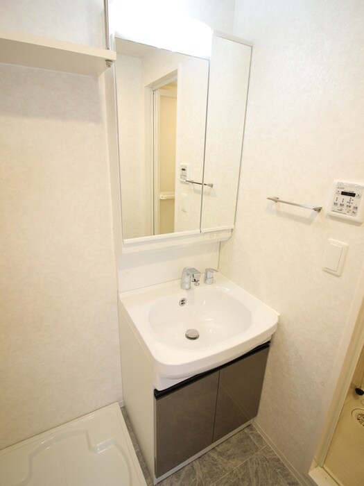 物件内観写真2　(洗面)