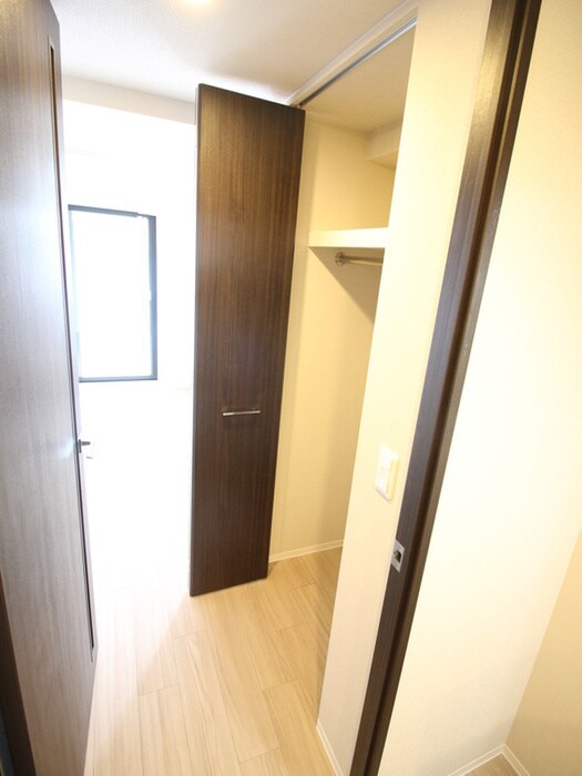 物件内観写真7　(収納)