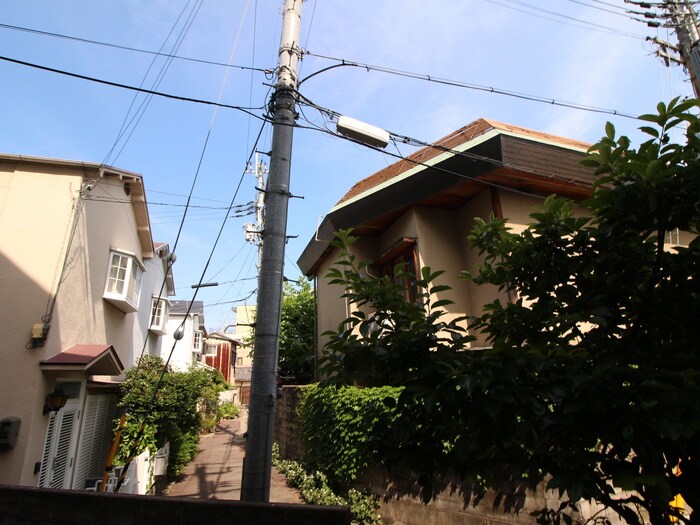 物件内観写真16　(室内からの展望)