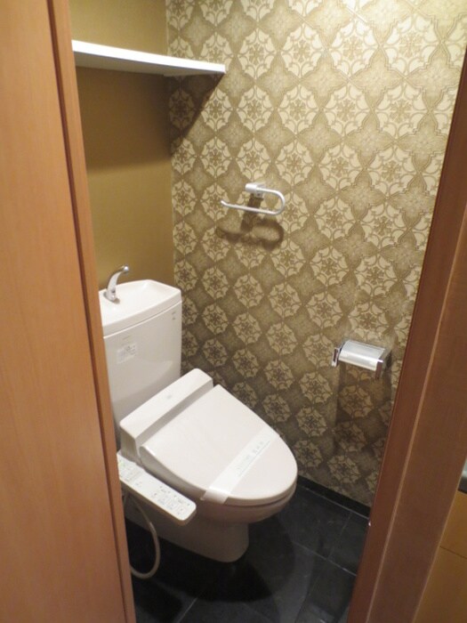 物件内観写真14　(トイレ)