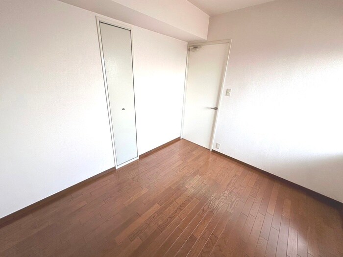 物件内観写真11　(居室)