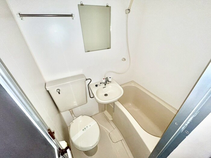 物件内観写真12　(バス／シャワールーム等)