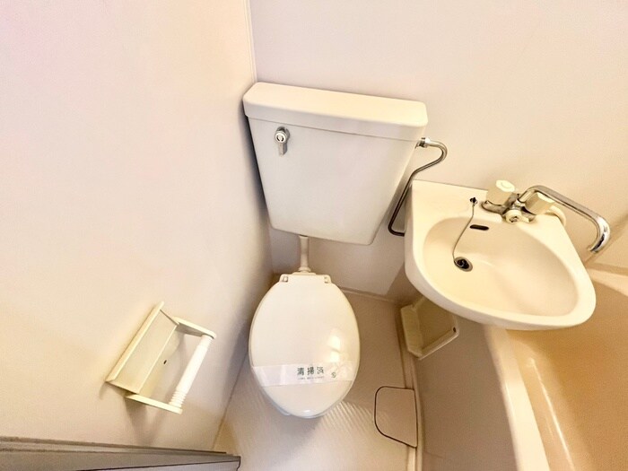 物件内観写真16　(トイレ)