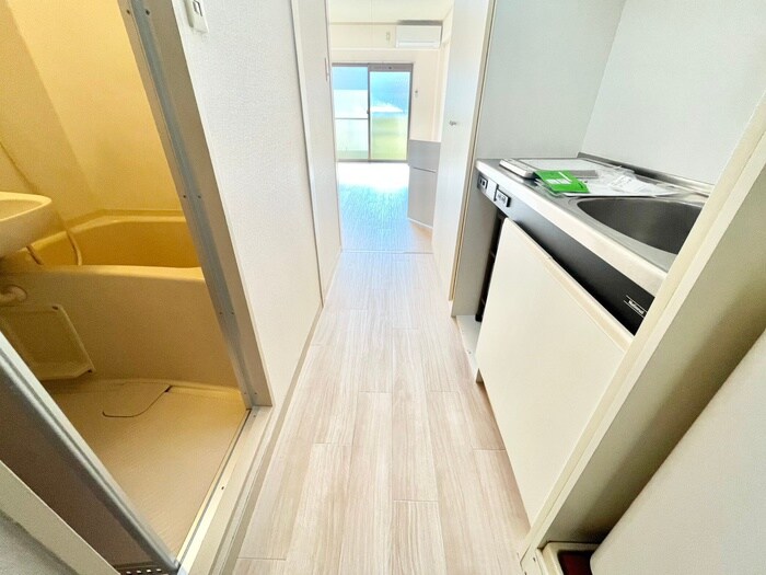 物件内観写真20　(廊下)