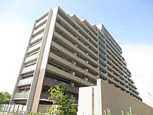 物件外観写真2　(駐車場)