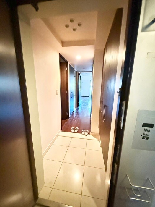 物件内観写真19　(玄関)