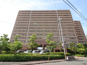 ｸﾞﾗﾝﾄﾞｼﾃｨﾀﾞｲﾔﾊﾟﾚｽ吹田壱番館外観写真
