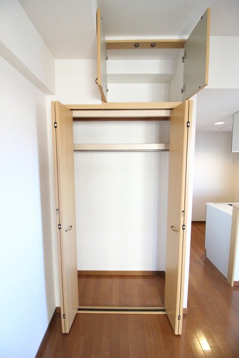 物件内観写真13　(収納)