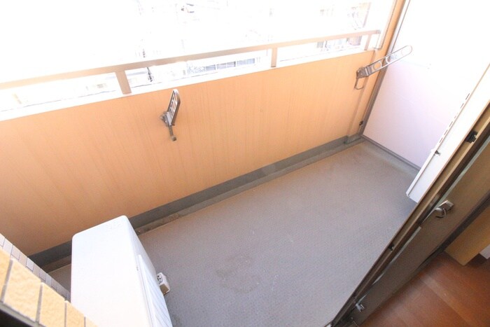 物件内観写真16　(室内からの展望)