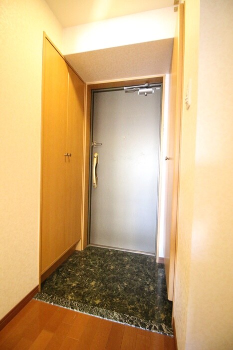 物件内観写真17　(玄関)