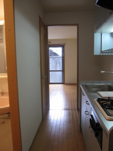 物件内観写真7　(廊下)