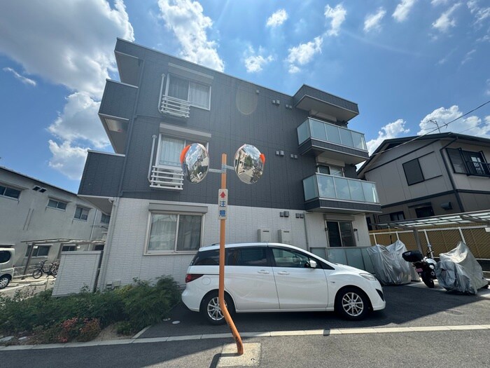 物件外観写真3　(外観写真)