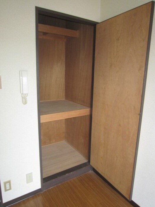 物件内観写真13　(収納)