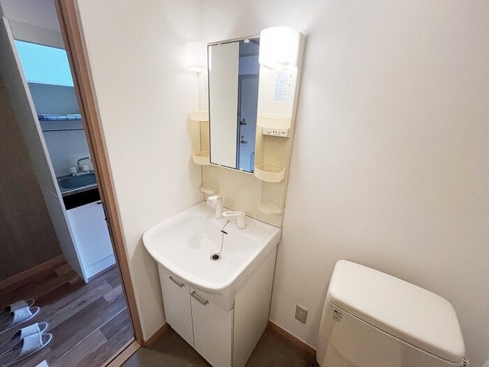 物件内観写真10　(洗面)