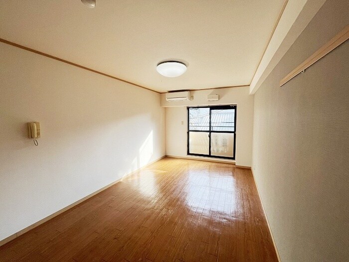 物件内観写真13　(居室)