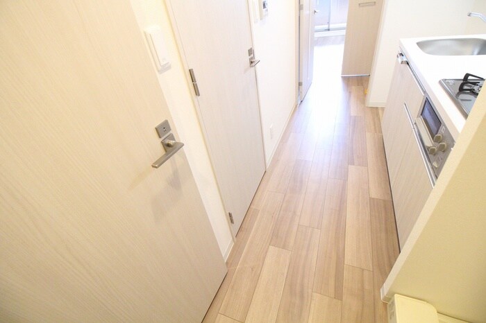 物件内観写真21　(廊下)