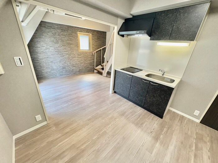 物件内観写真8　(居室)