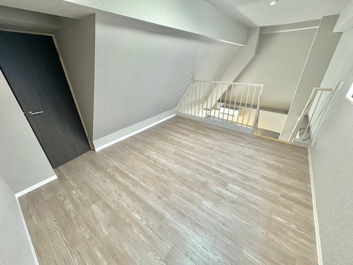 物件内観写真9　(居室)