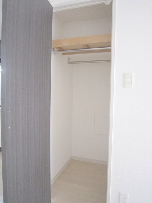 物件内観写真9　(収納)