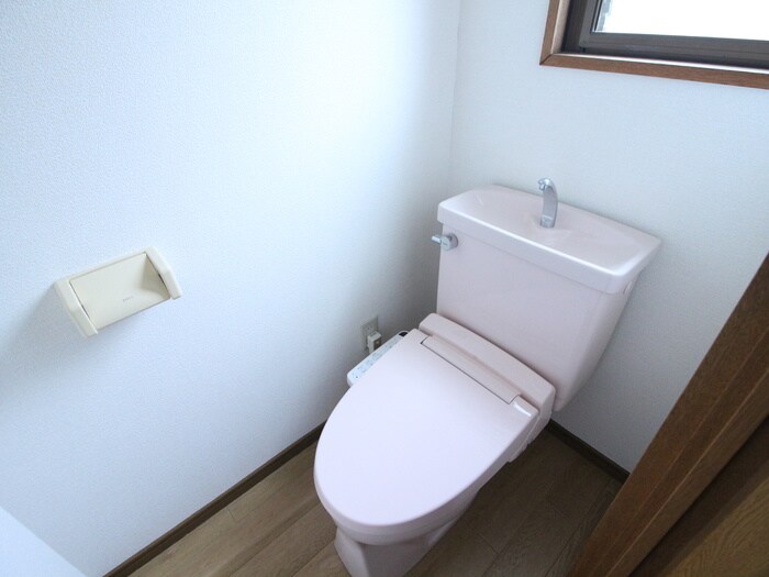 物件内観写真9　(トイレ)