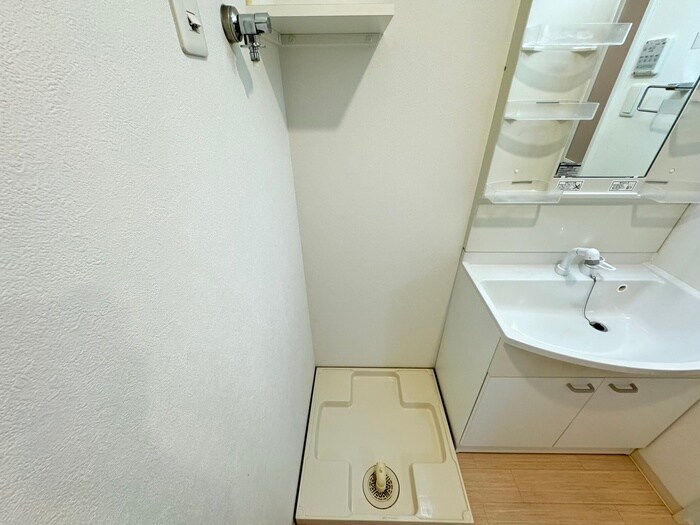 物件内観写真20　(洗濯機置場)