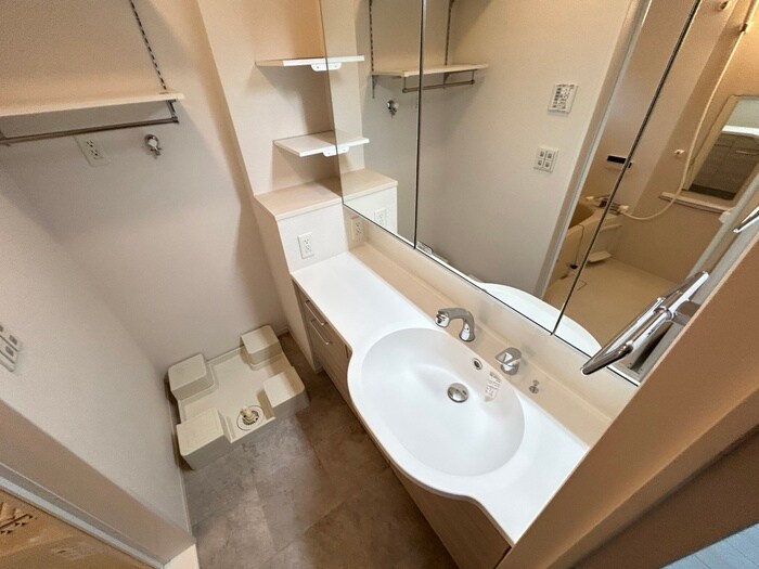 物件内観写真7　(洗面)